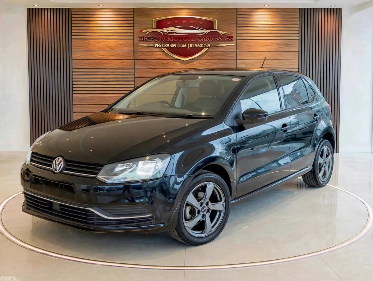 Volkswagen Polo Hatchback, Petrol, 2015, Black
