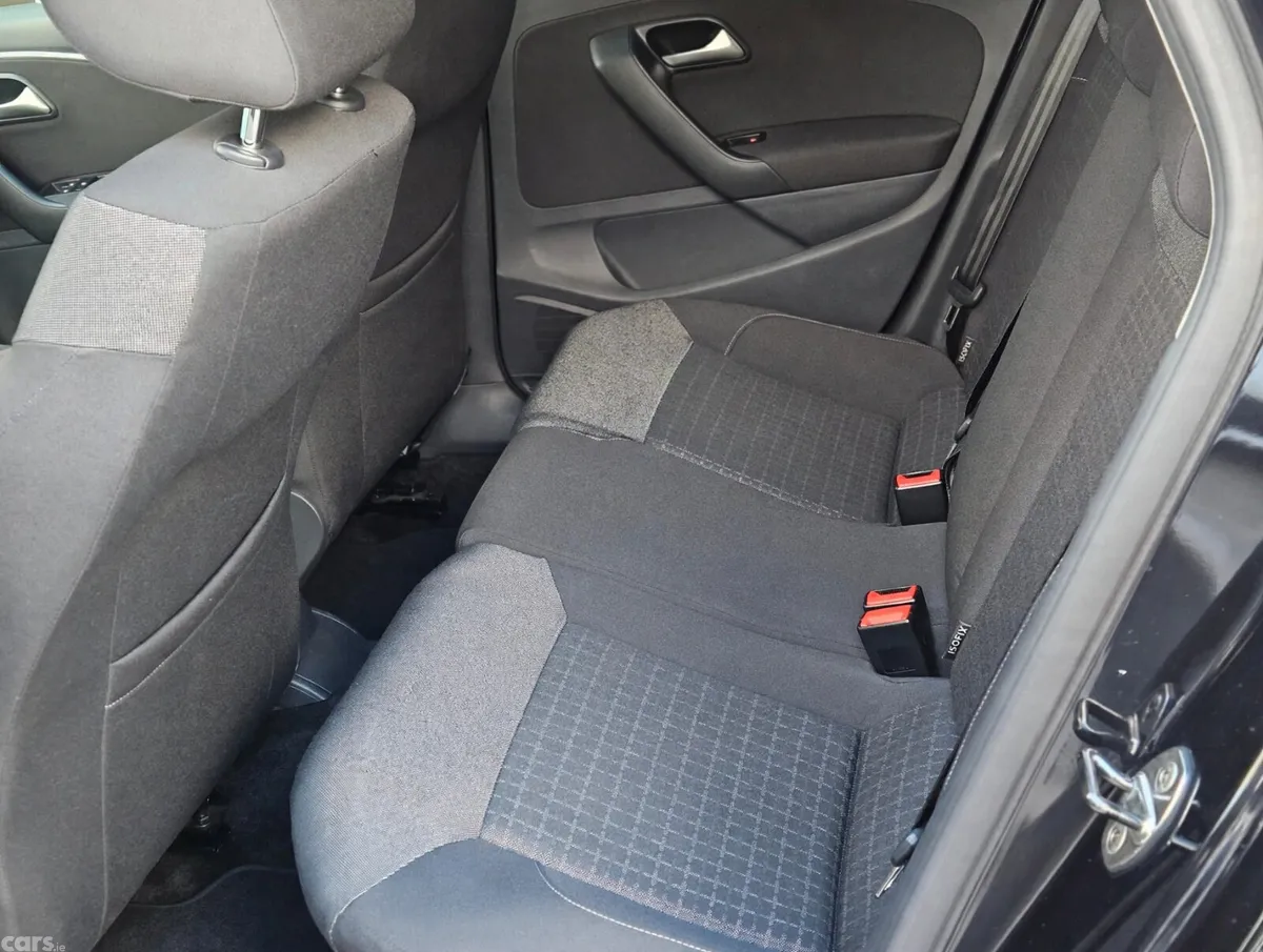 Volkswagen Polo Hatchback, Petrol, 2015, Black