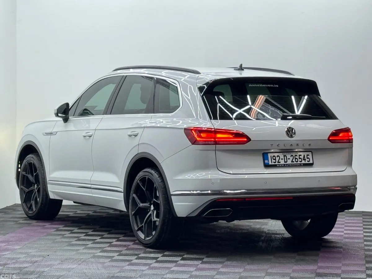 Volkswagen Touareg SUV, Diesel, 2019, White