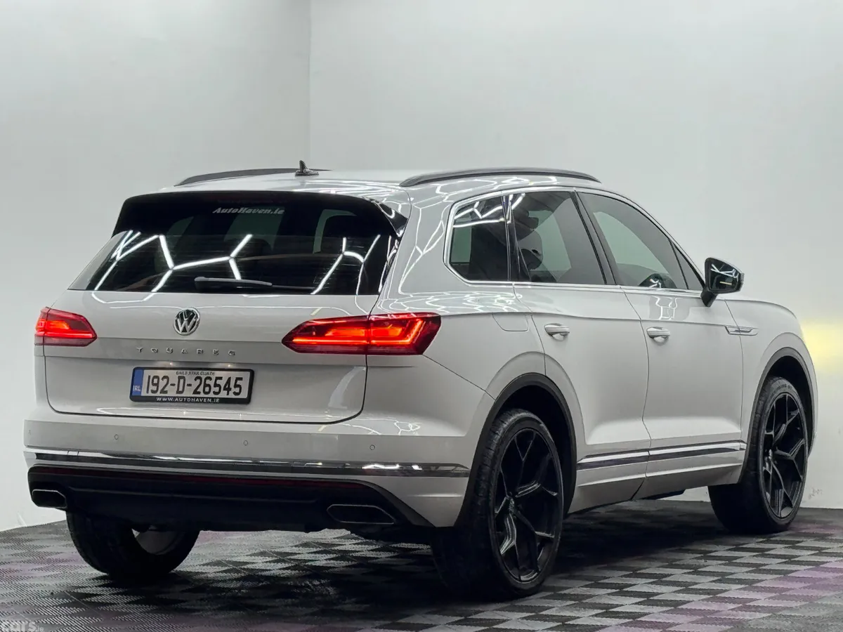 Volkswagen Touareg SUV, Diesel, 2019, White
