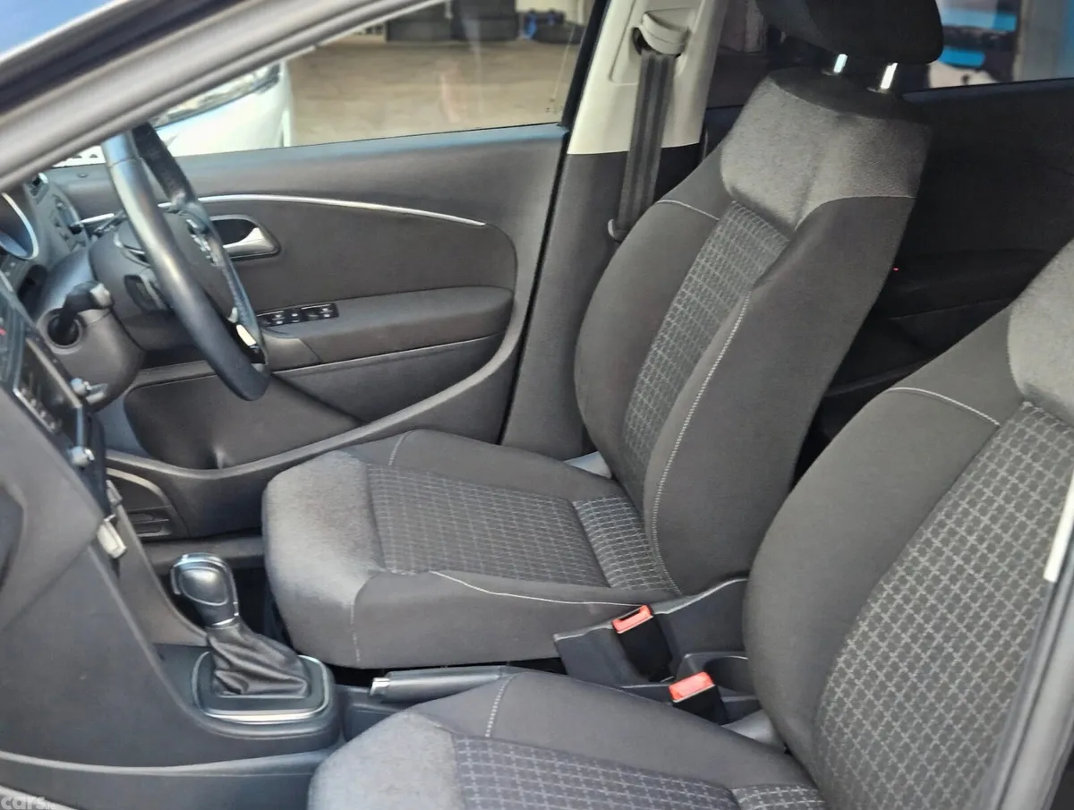 Volkswagen Polo Hatchback, Petrol, 2015, Black