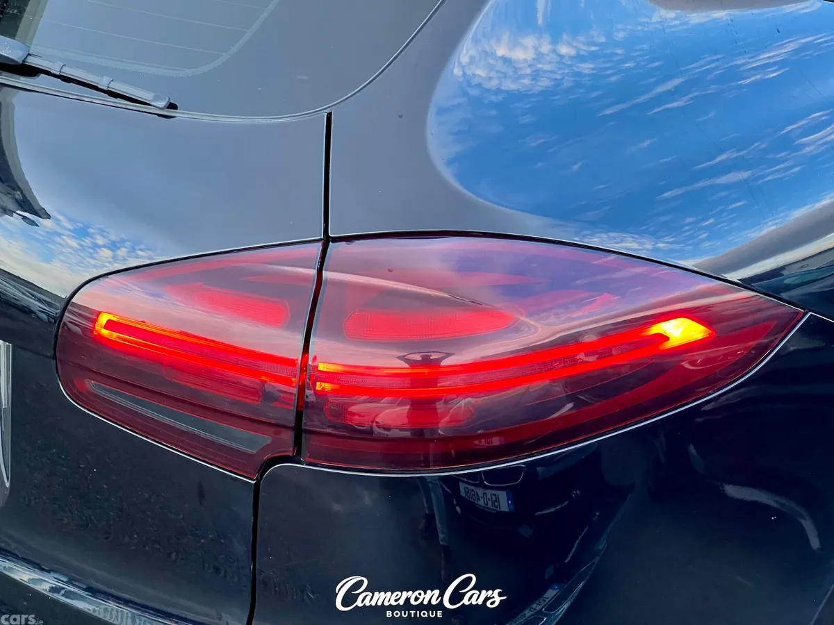 Porsche Cayenne SUV, Diesel, 2018, Black