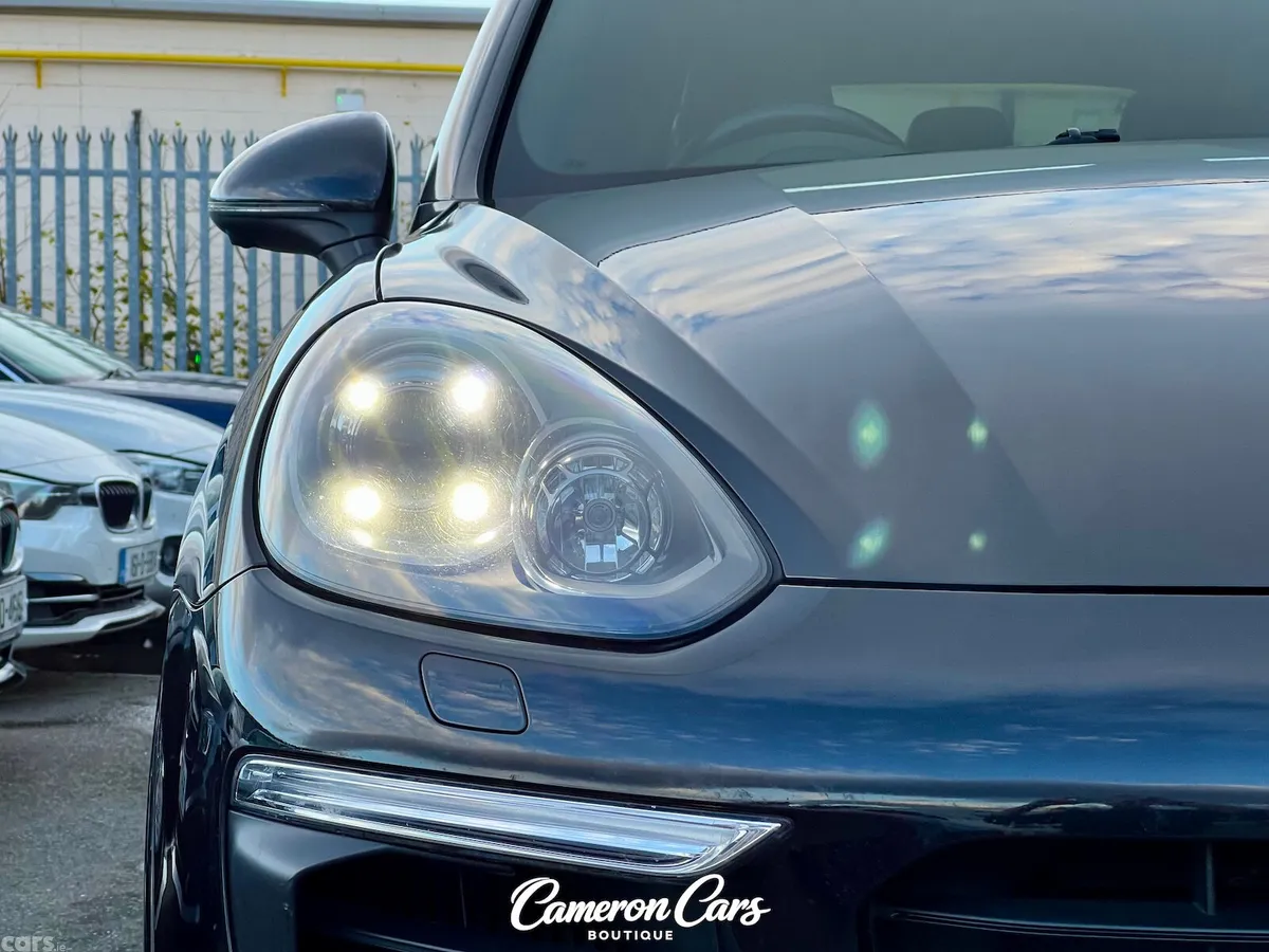 Porsche Cayenne SUV, Diesel, 2018, Black