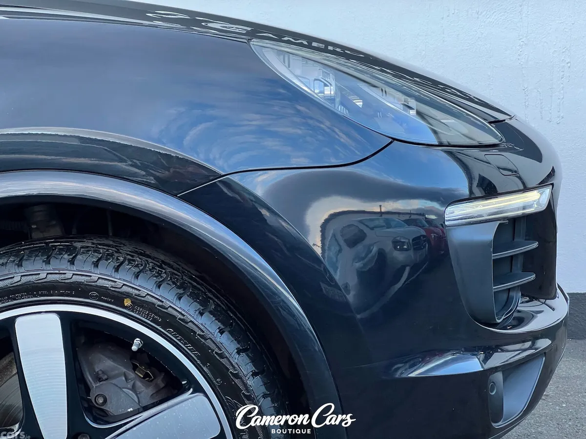 Porsche Cayenne SUV, Diesel, 2018, Black