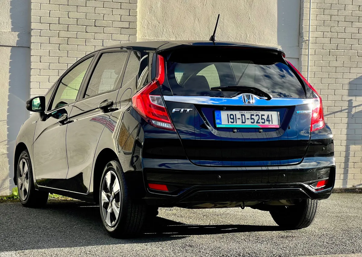 Honda Fit Hatchback, Petrol Hybrid, 2019, Black