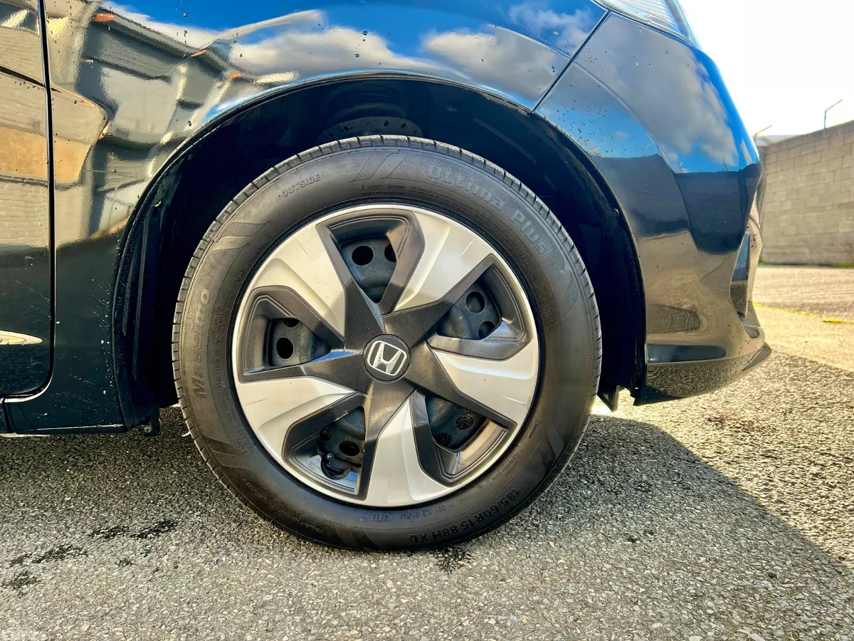 Honda Fit Hatchback, Petrol Hybrid, 2019, Black