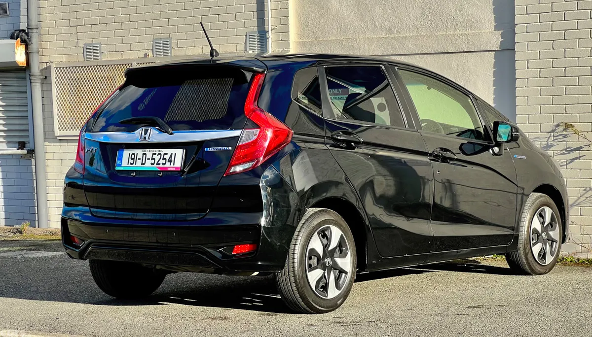Honda Fit Hatchback, Petrol Hybrid, 2019, Black
