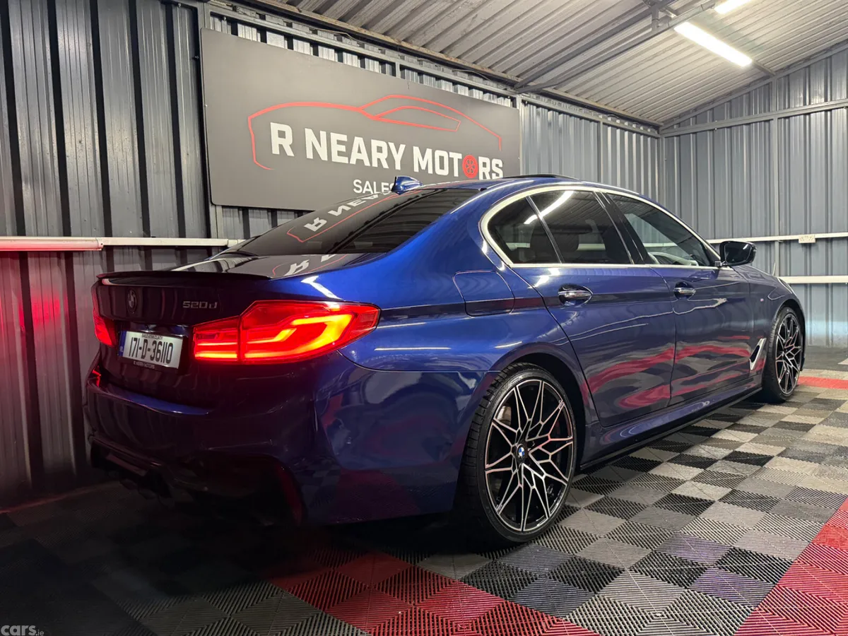 BMW 5-Series Saloon, Diesel, 2017, Blue