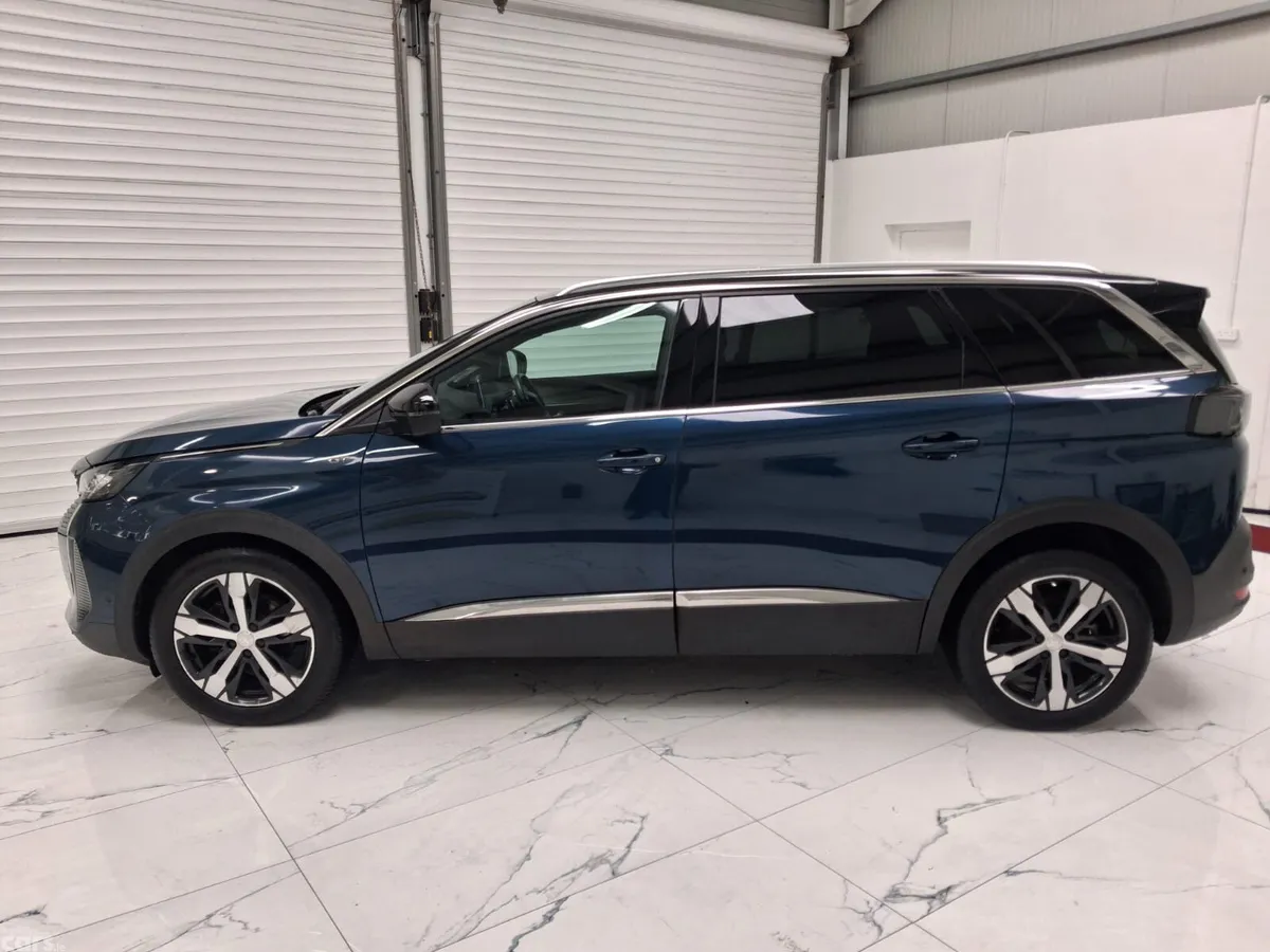 Peugeot 5008 SUV, Diesel, 2021, Blue