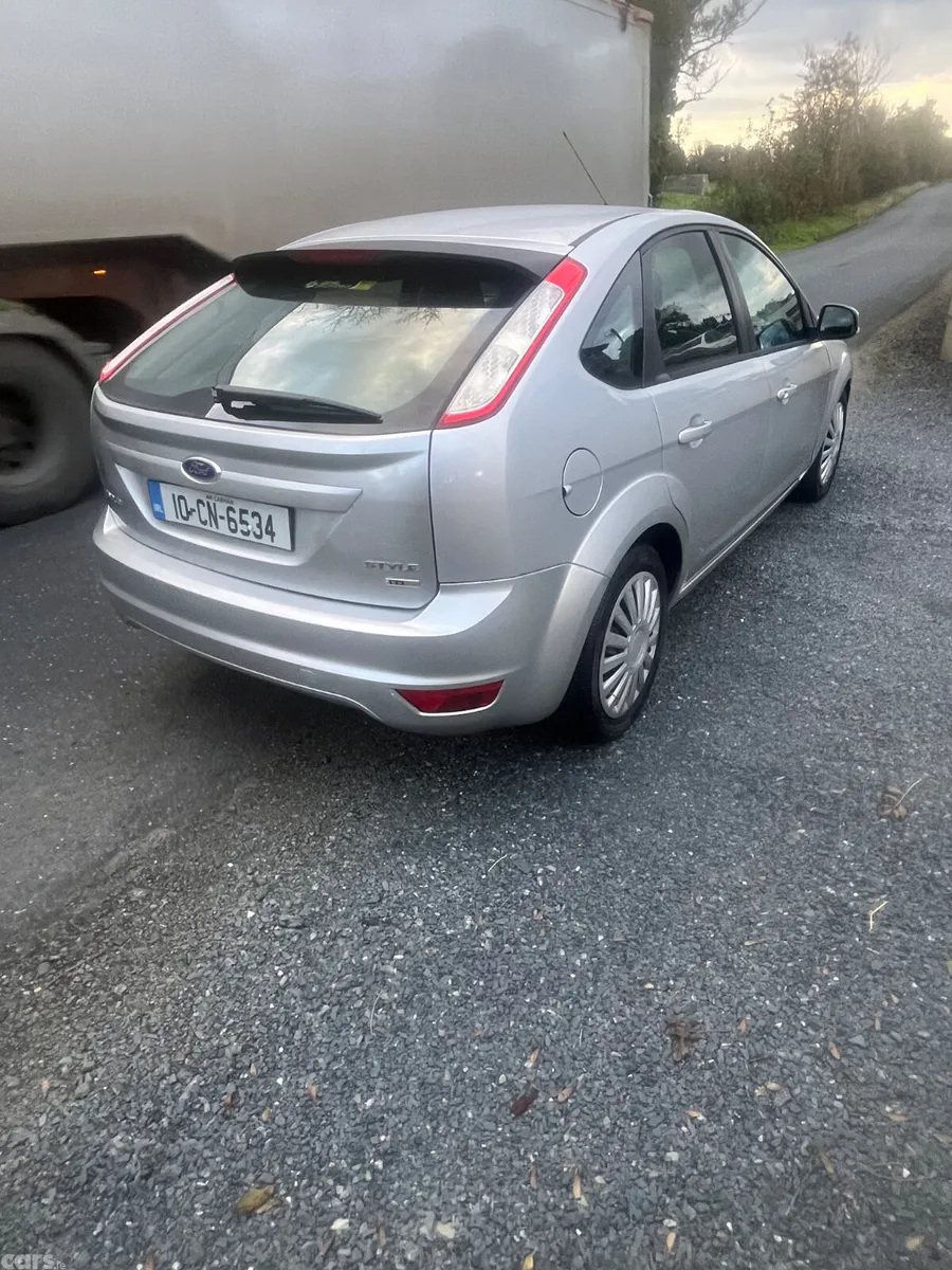 Ford Focus Hatchback, Diesel, 2010, Silver