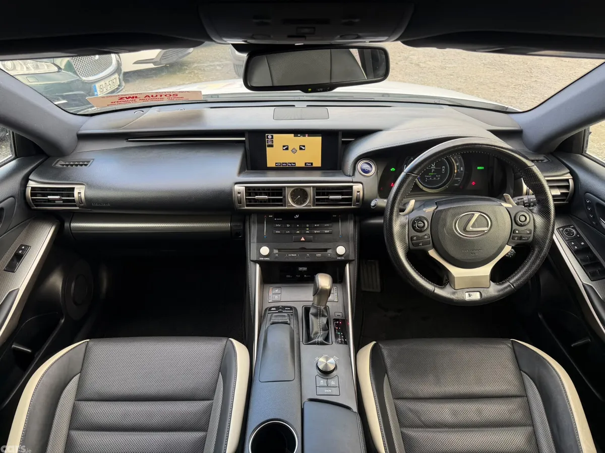 Lexus IS Saloon, Petrol Hybrid, 2016, White