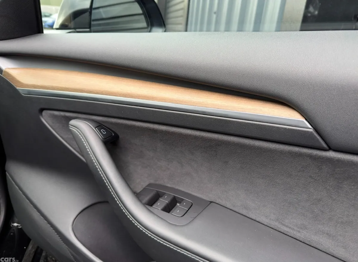 Tesla Model 3 Saloon, Electric, 2020, Black