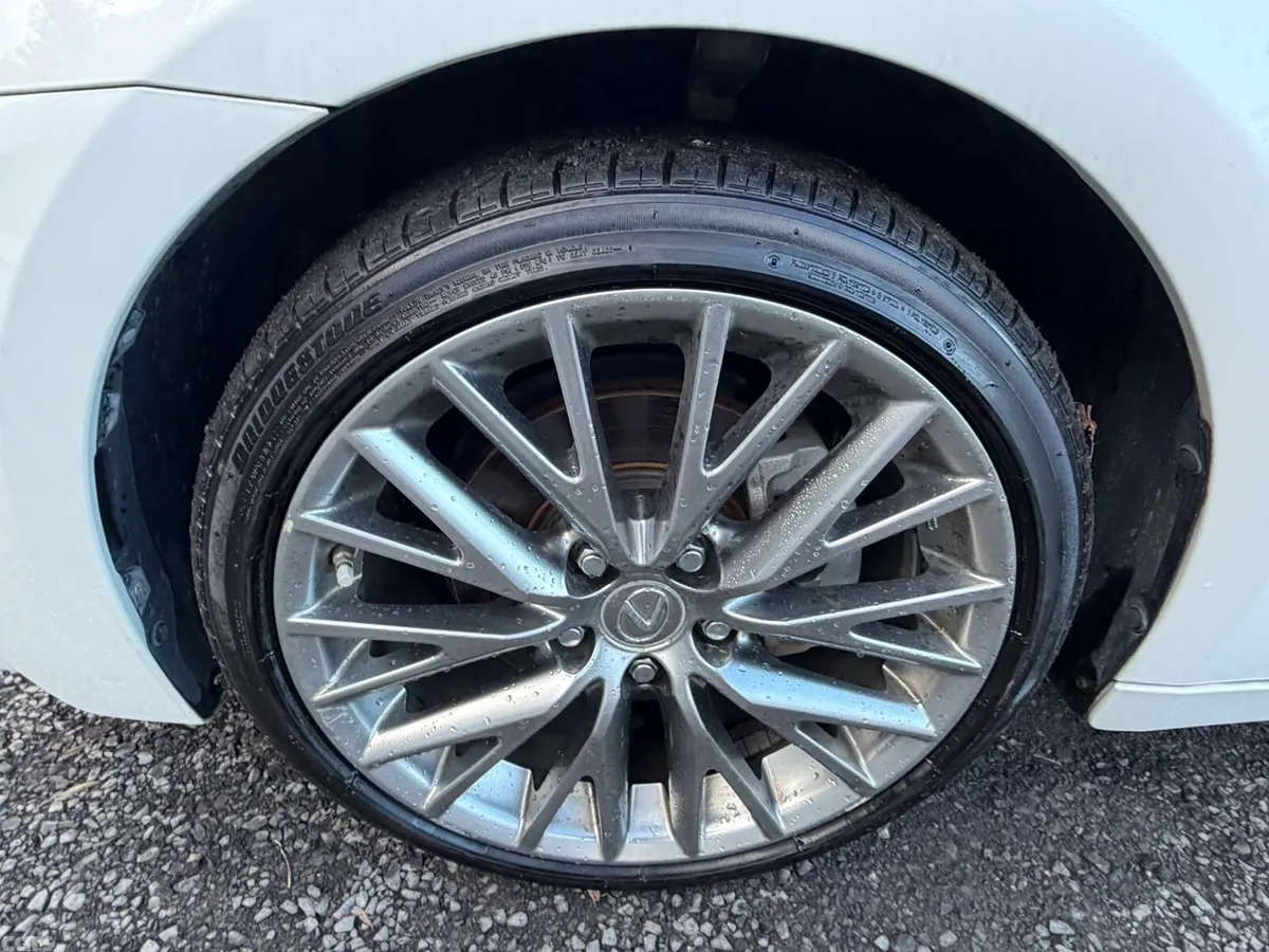 Lexus IS Saloon, Petrol Hybrid, 2014, White