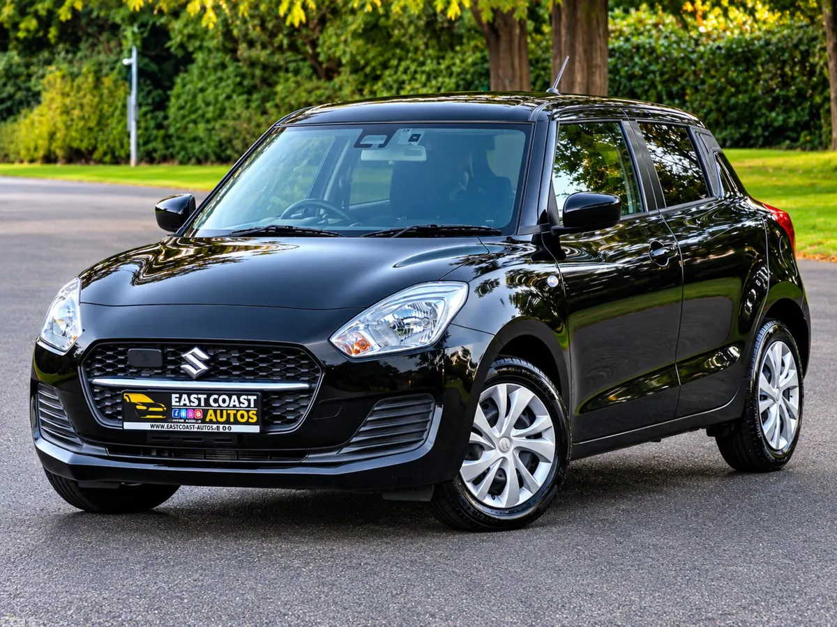Suzuki Swift Hatchback, Petrol, 2023, Black