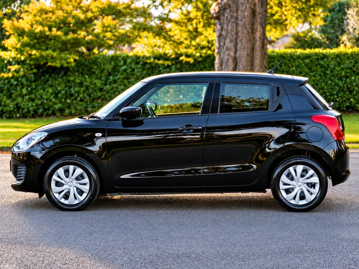 Suzuki Swift Hatchback, Petrol, 2023, Black