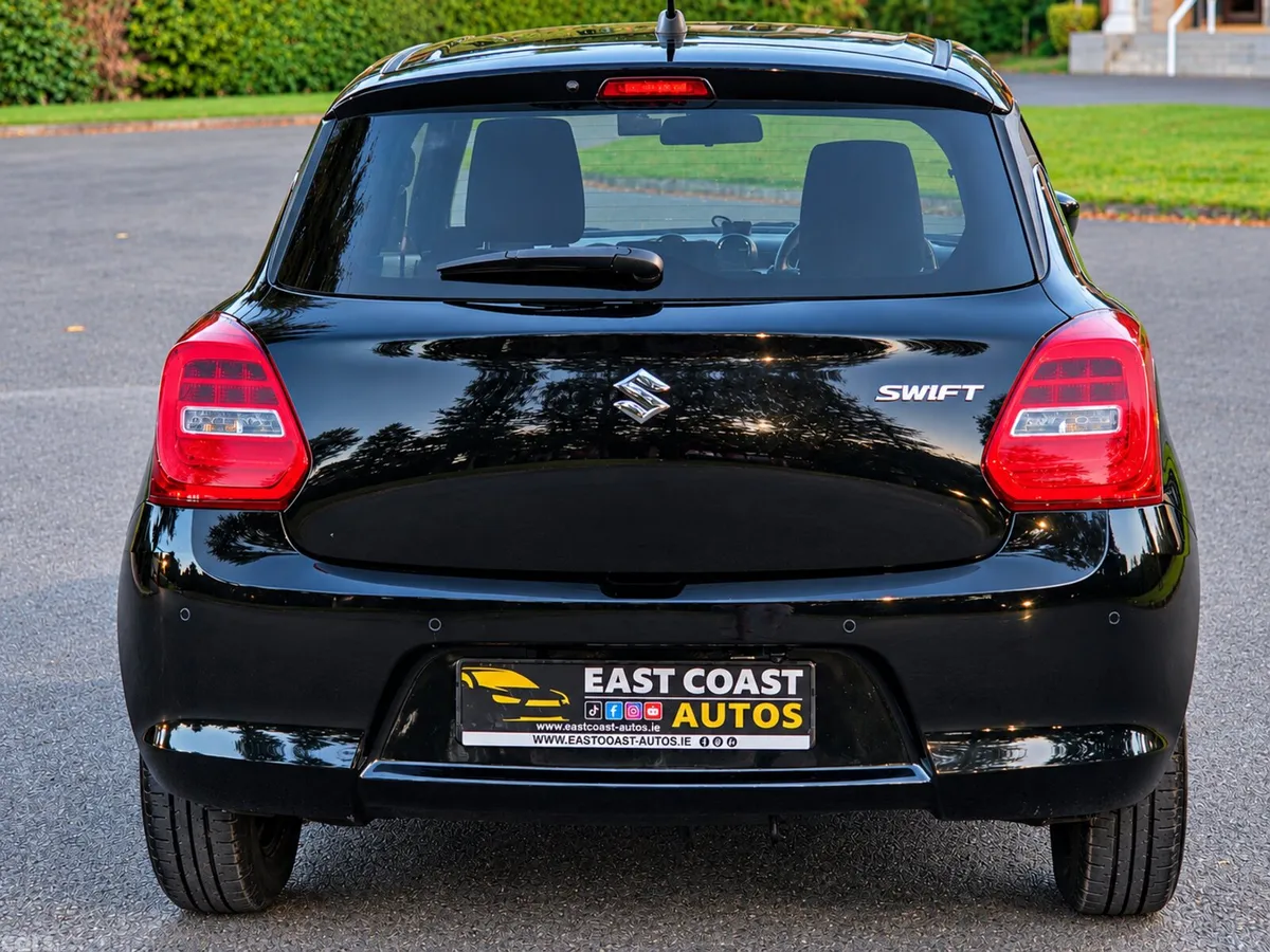Suzuki Swift Hatchback, Petrol, 2023, Black