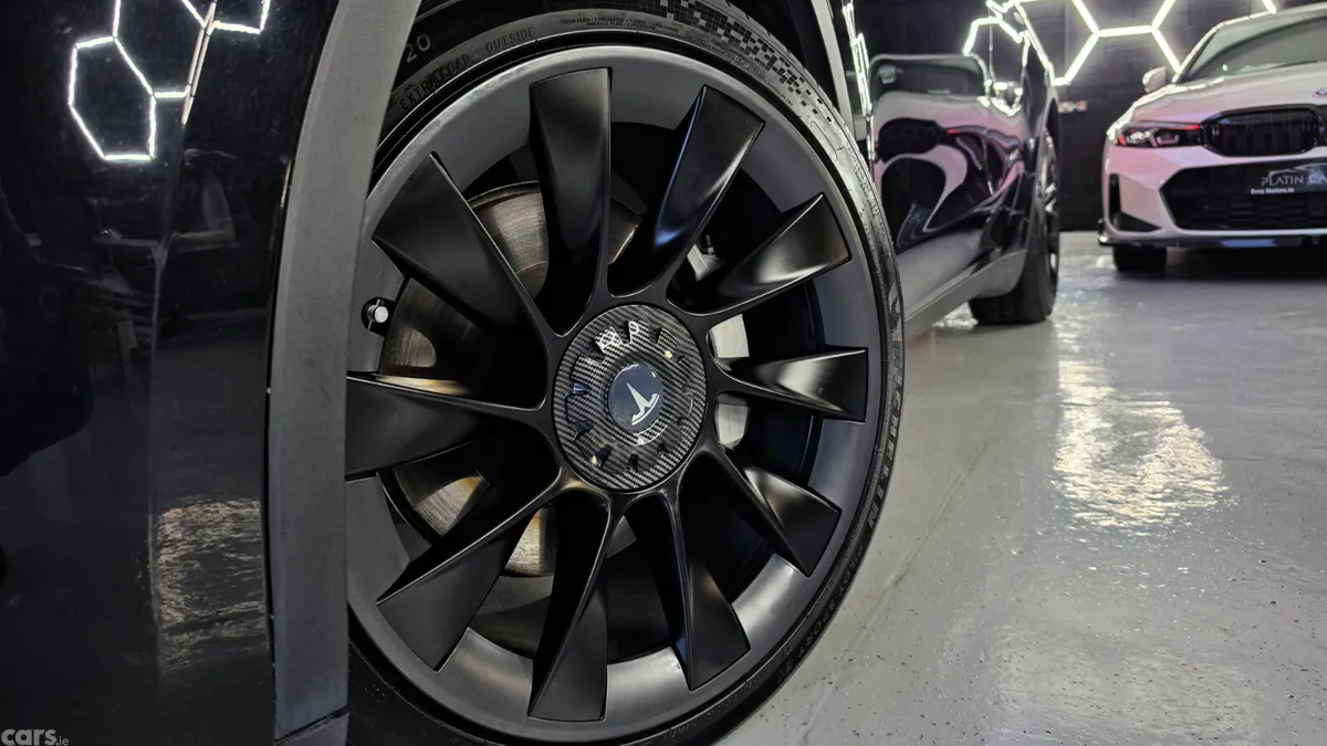 Tesla Model Y MPV, Electric, 2023, Black