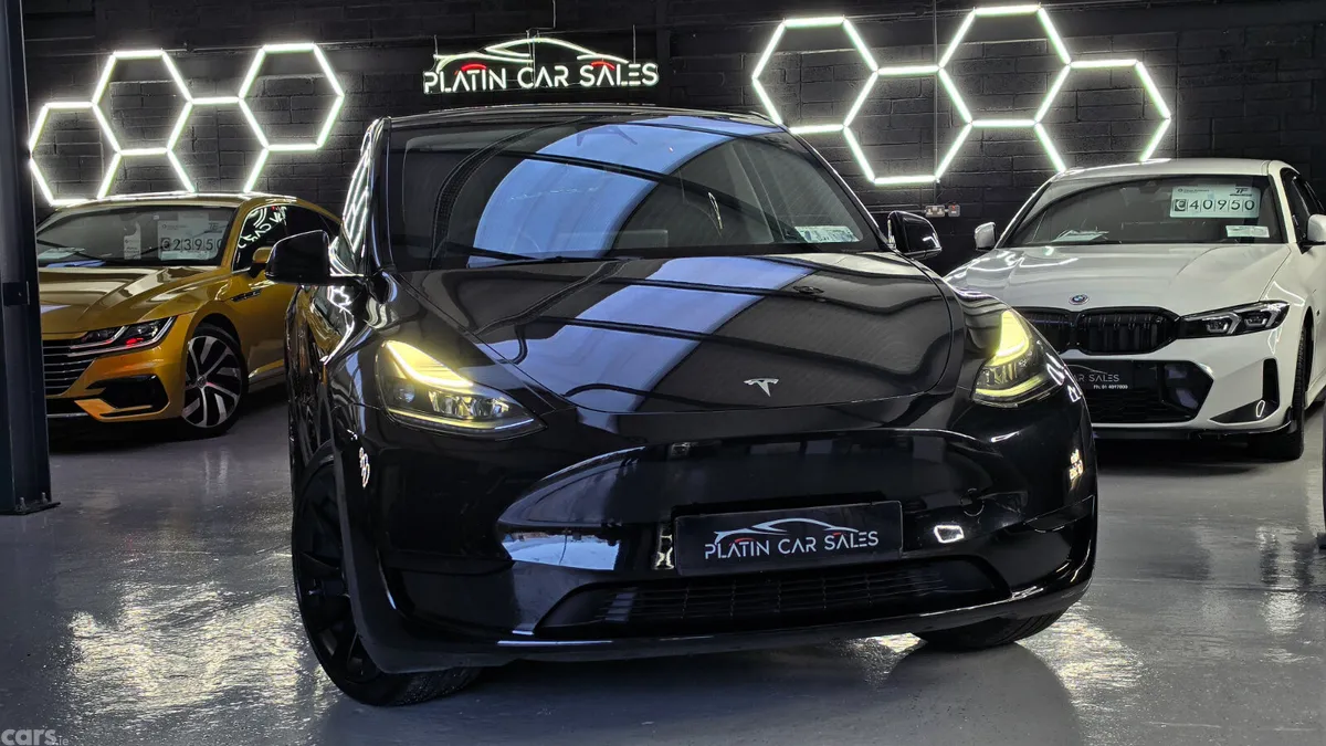 Tesla Model Y MPV, Electric, 2023, Black