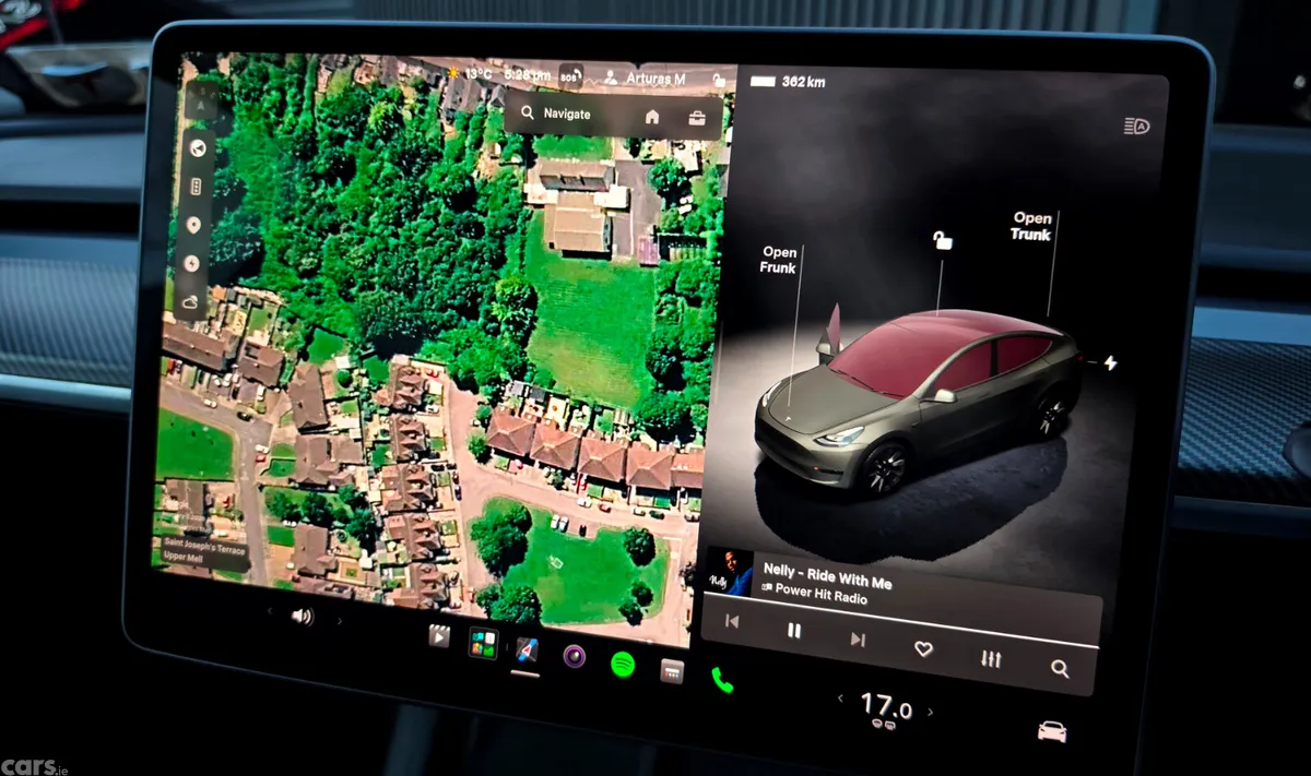 Tesla Model Y MPV, Electric, 2023, Black