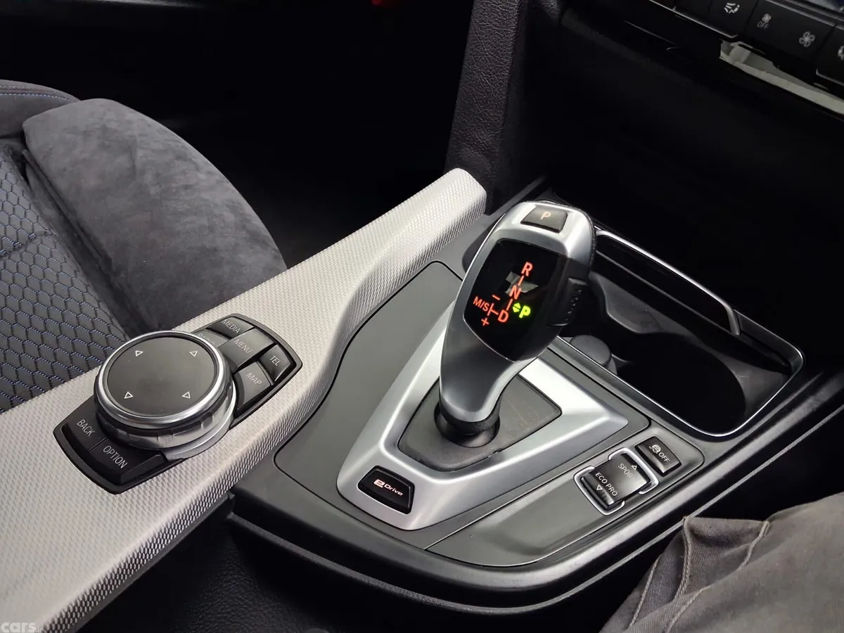 BMW 3-Series Saloon, Petrol Plug-in Hybrid, 2017, Black