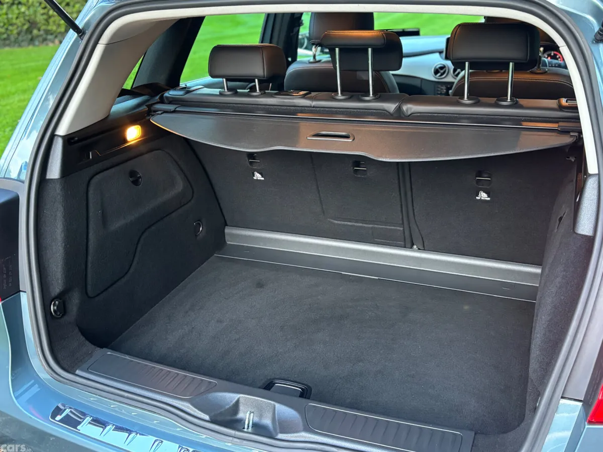 Mercedes-Benz B-Class MPV, Diesel, 2012, Blue