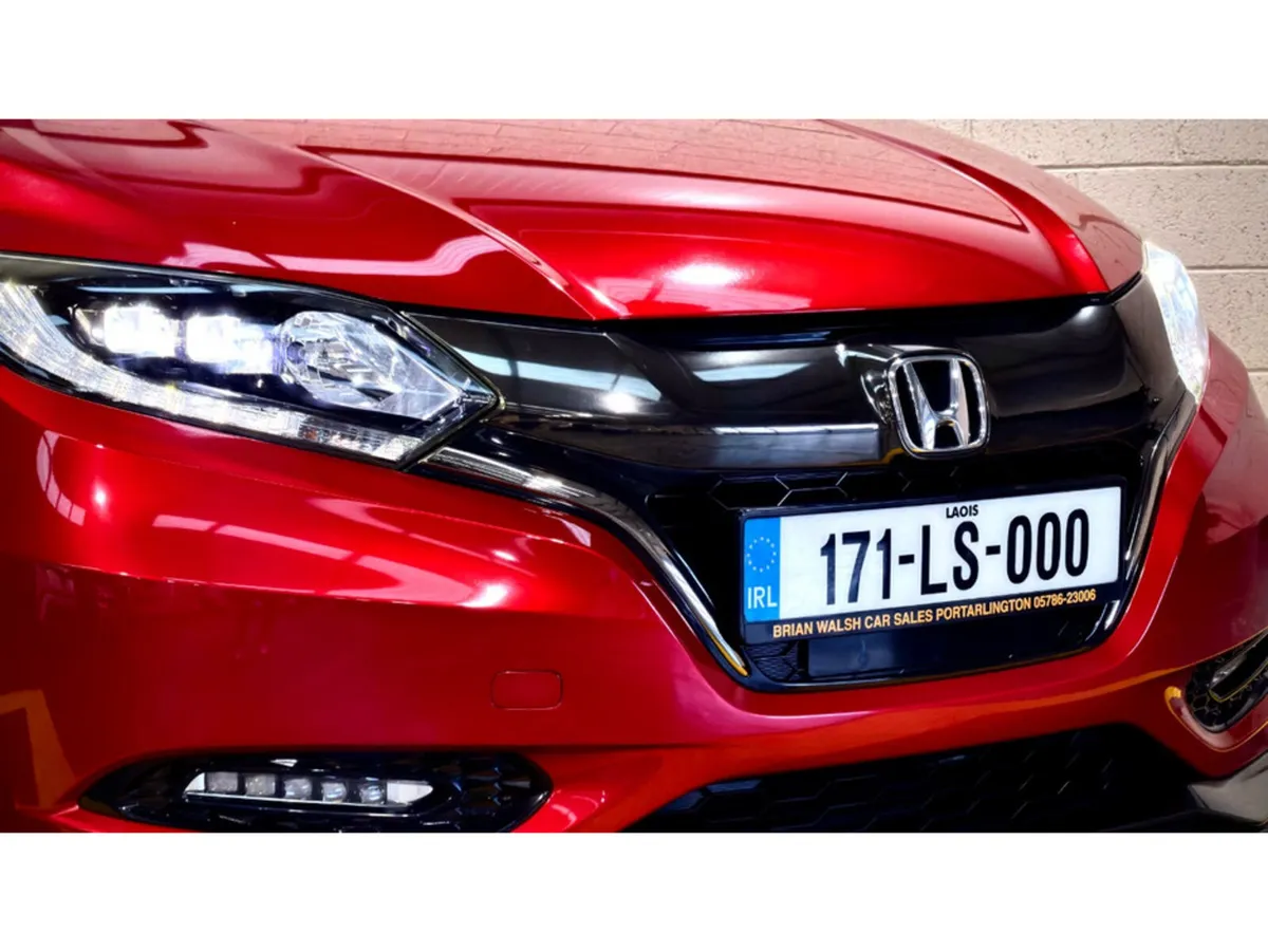 Honda Vezel SUV, Petrol Hybrid, 2017, Red
