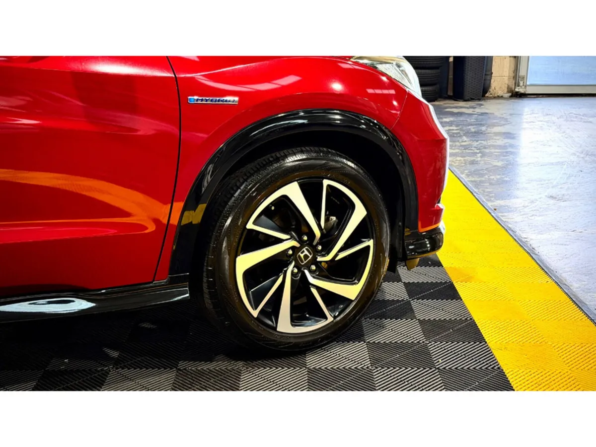 Honda Vezel SUV, Petrol Hybrid, 2017, Red