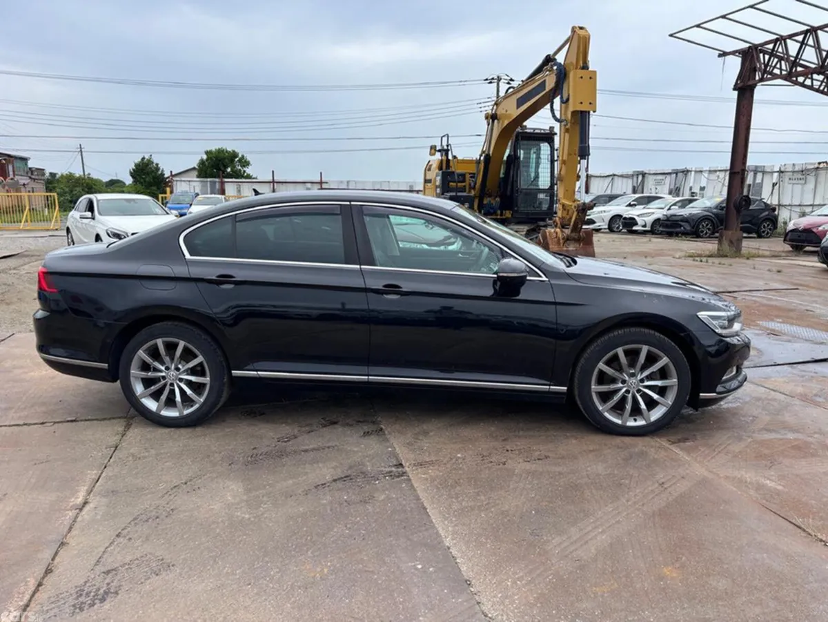 Volkswagen Passat Saloon, Diesel, 2020, Black