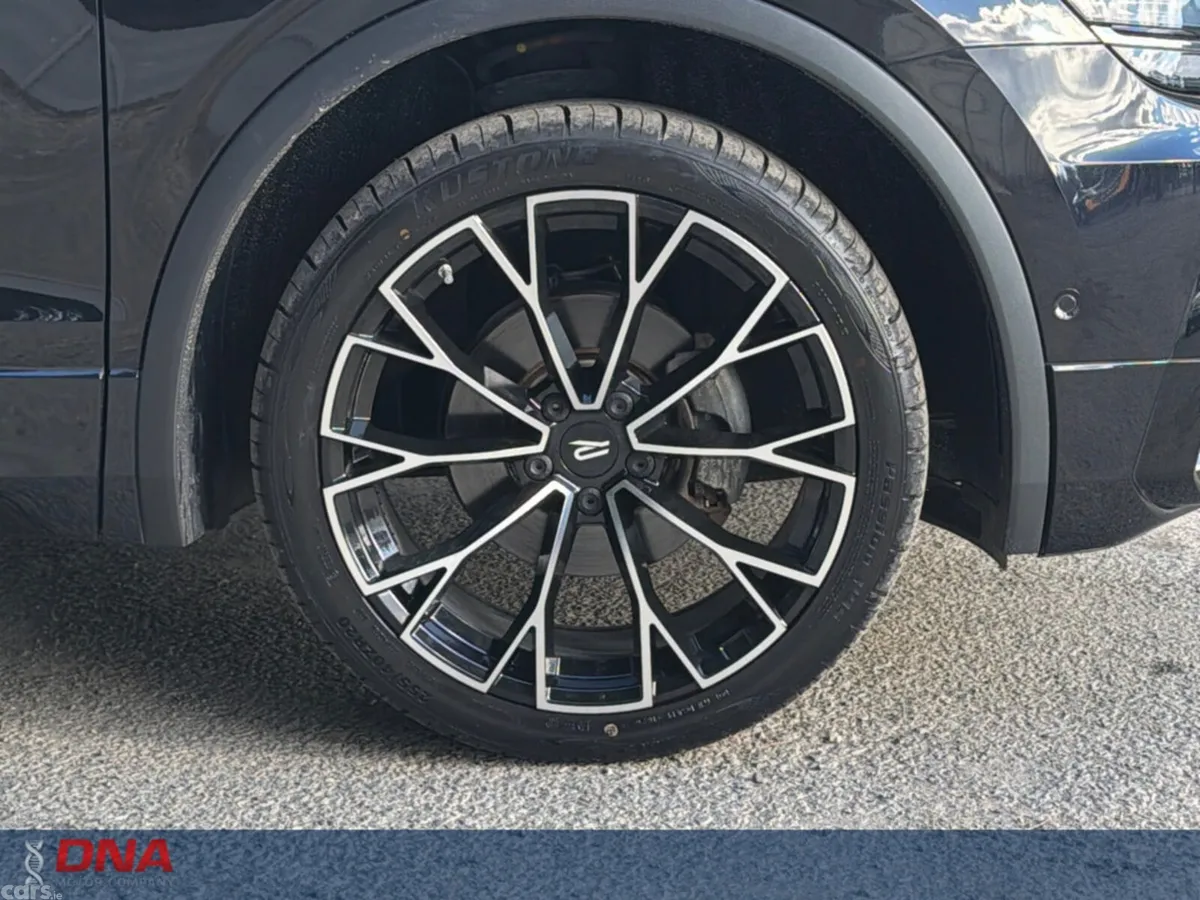 Volkswagen Tiguan SUV, Diesel, 2018, Black
