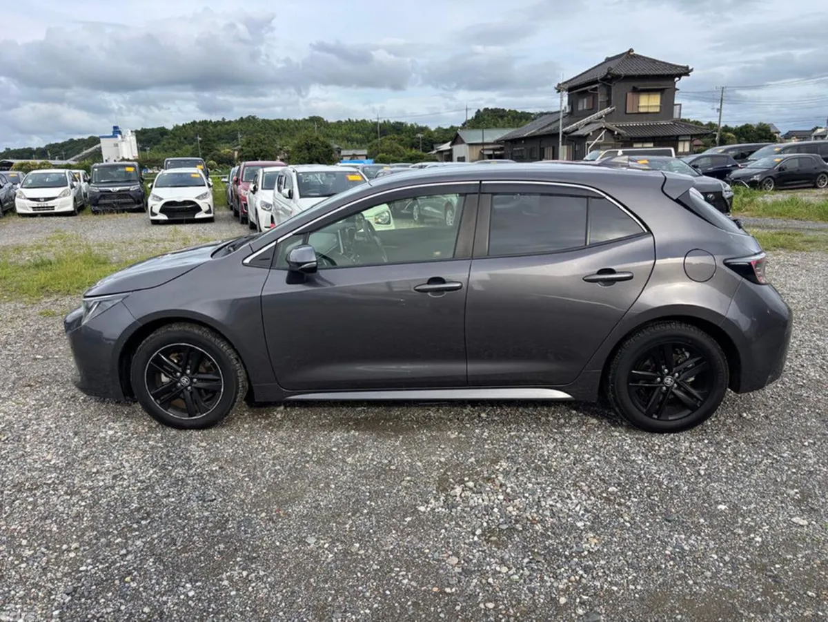 Toyota Corolla Hatchback, Petrol Hybrid, 2020, Grey