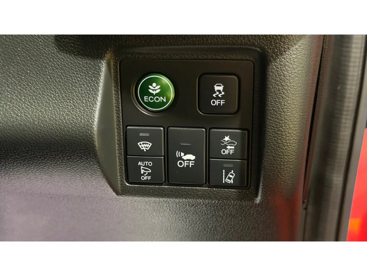 Honda Vezel SUV, Petrol Hybrid, 2017, Red
