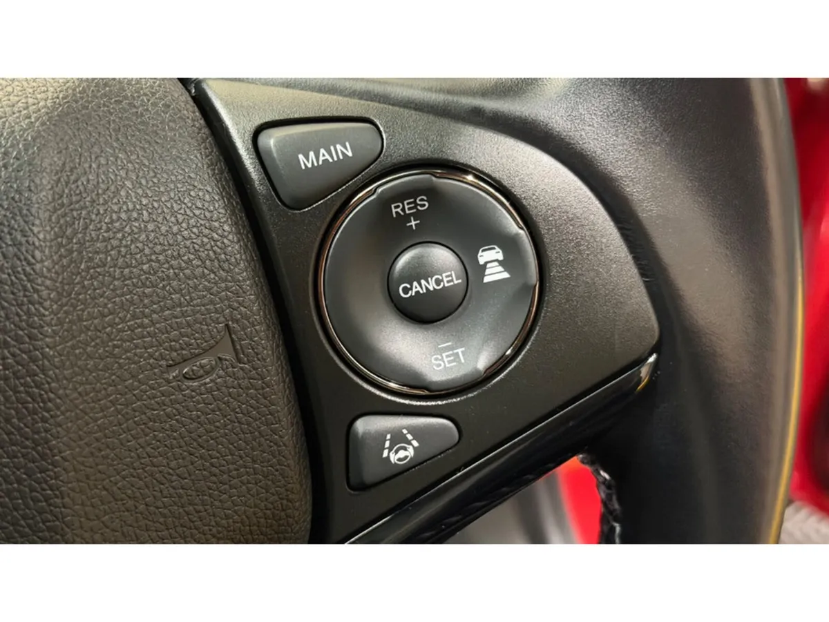 Honda Vezel SUV, Petrol Hybrid, 2017, Red