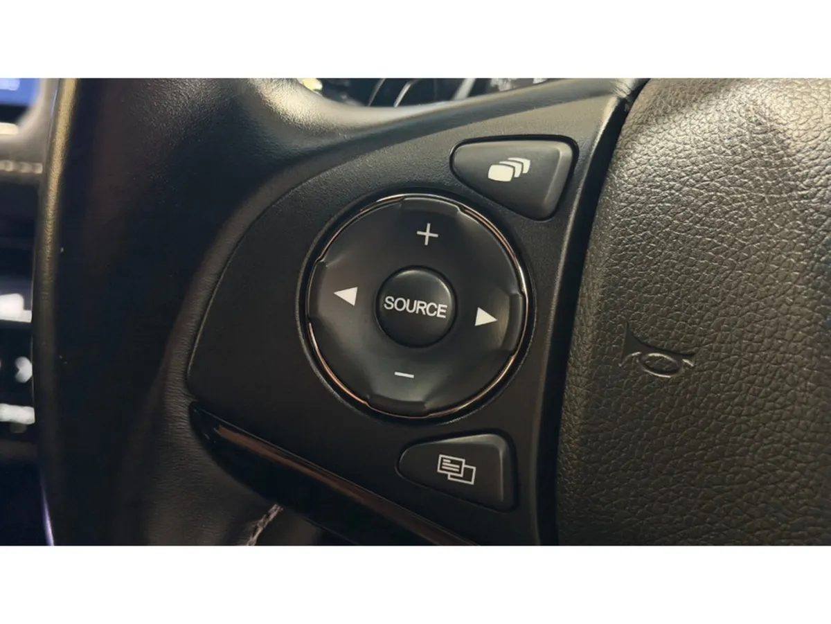 Honda Vezel SUV, Petrol Hybrid, 2017, Red