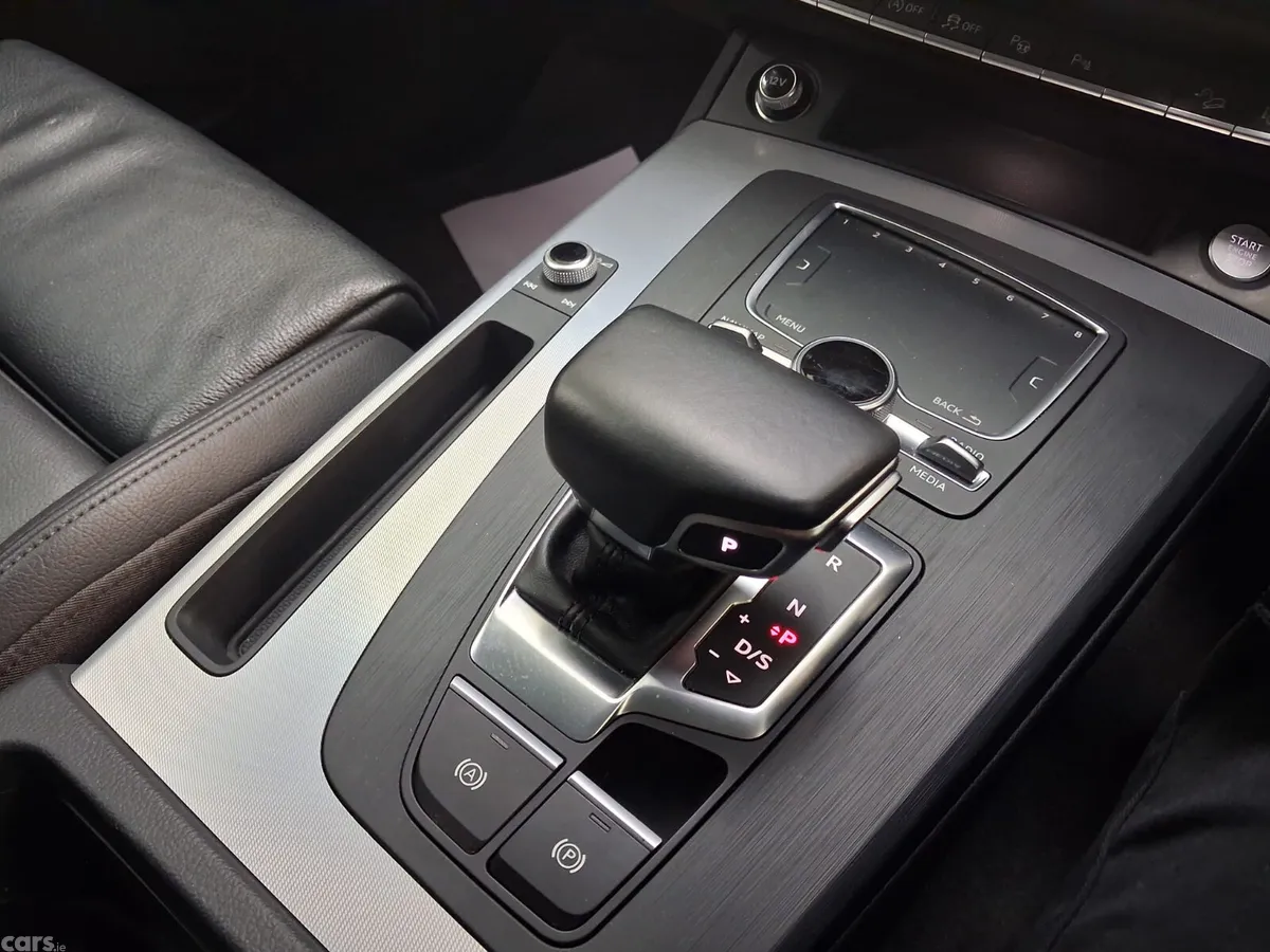 Audi Q5 Estate, Diesel, 2019, White