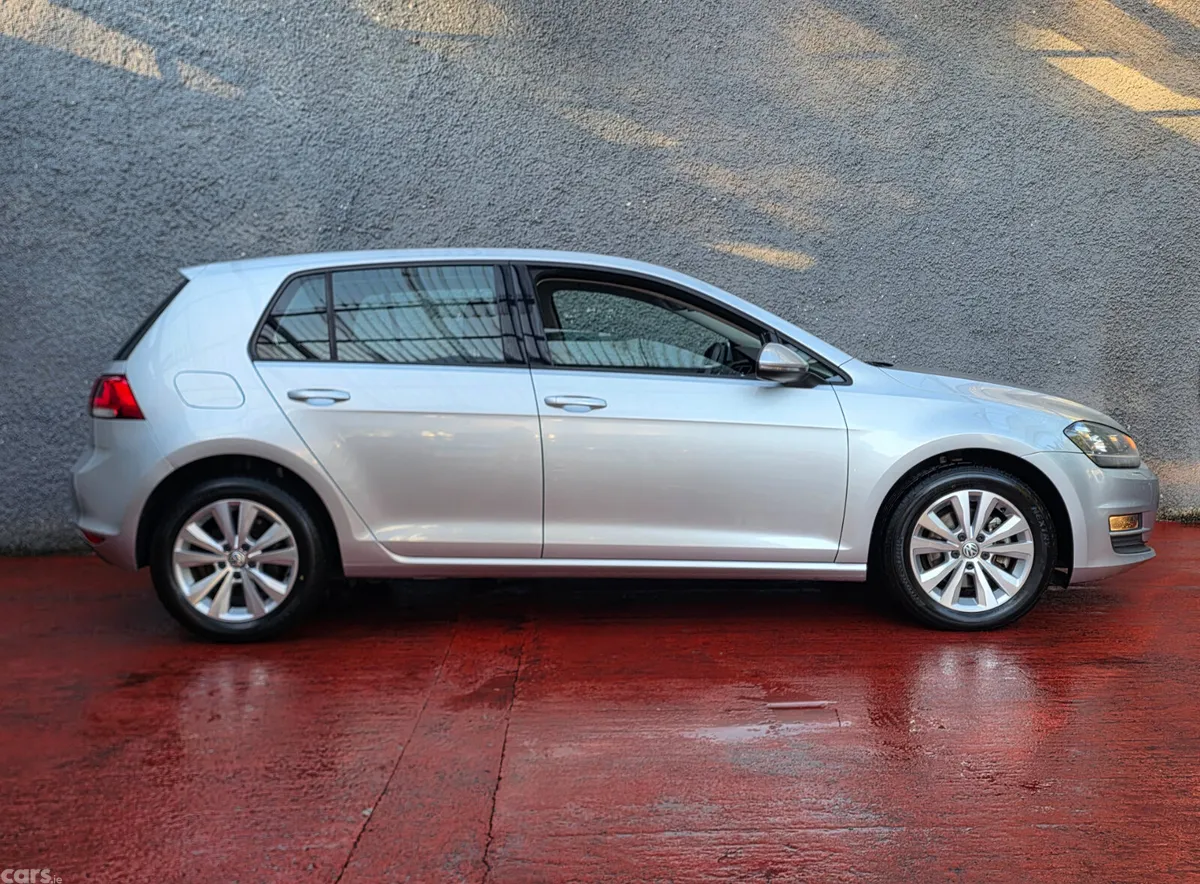 Volkswagen Golf Hatchback, Petrol, 2013, Silver