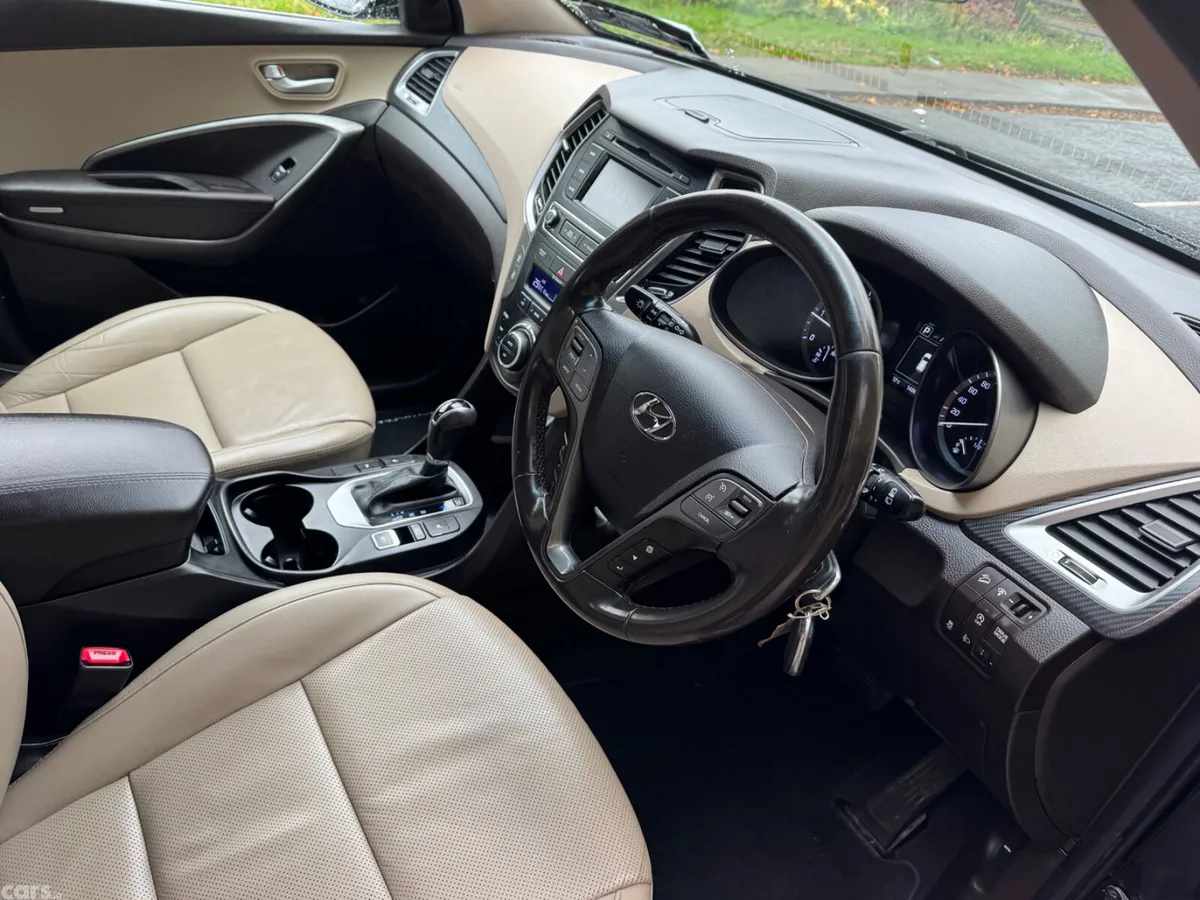 Hyundai Santa Fe SUV, Diesel, 2016, Black