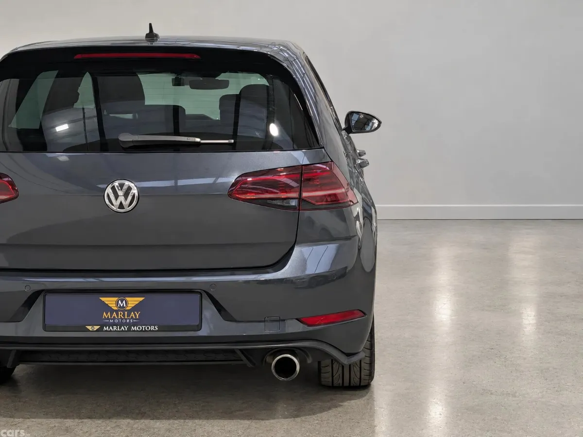 Volkswagen Golf Hatchback, Petrol, 2017, Blue