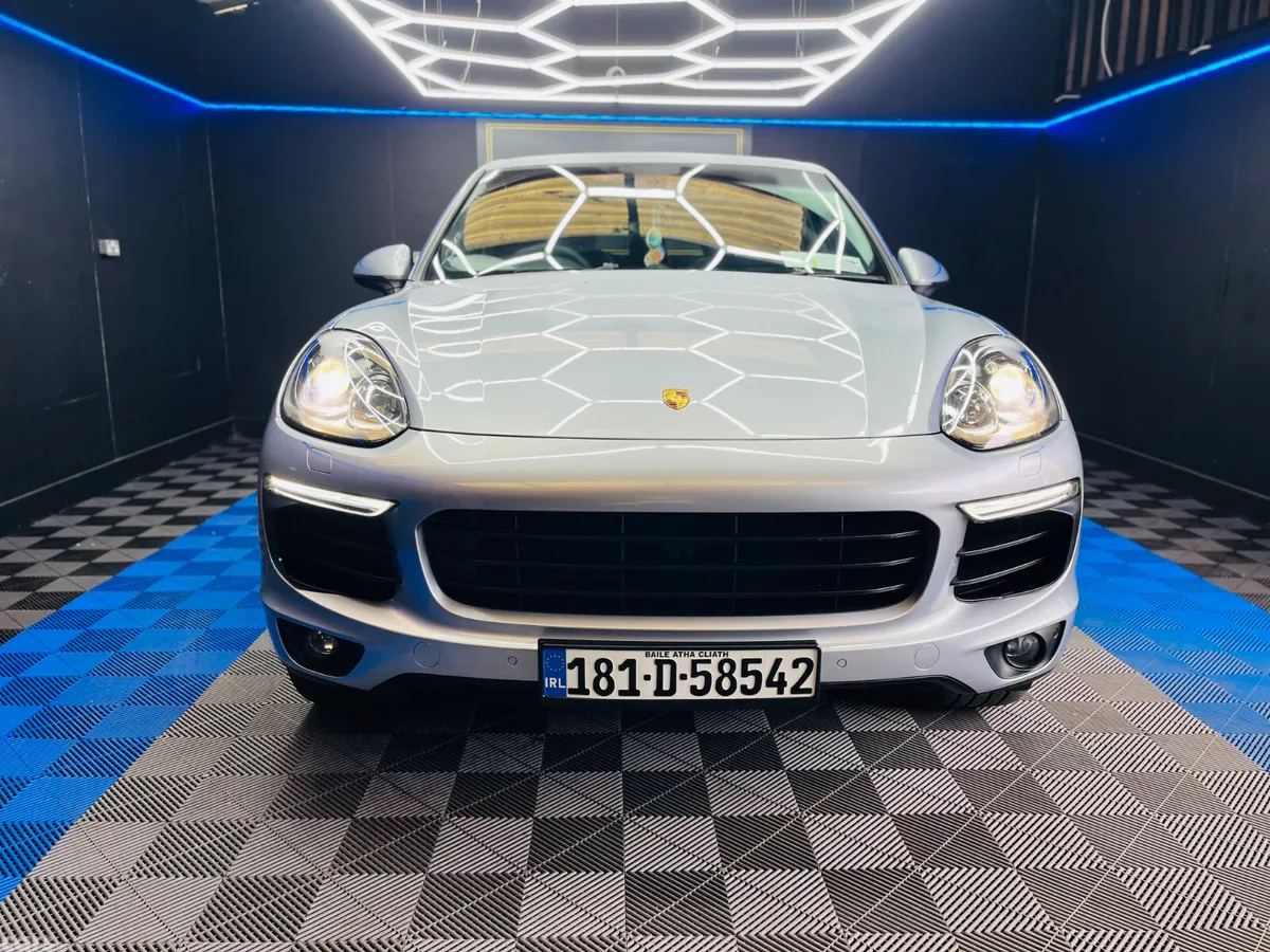 Porsche Cayenne SUV, Diesel, 2018, Silver
