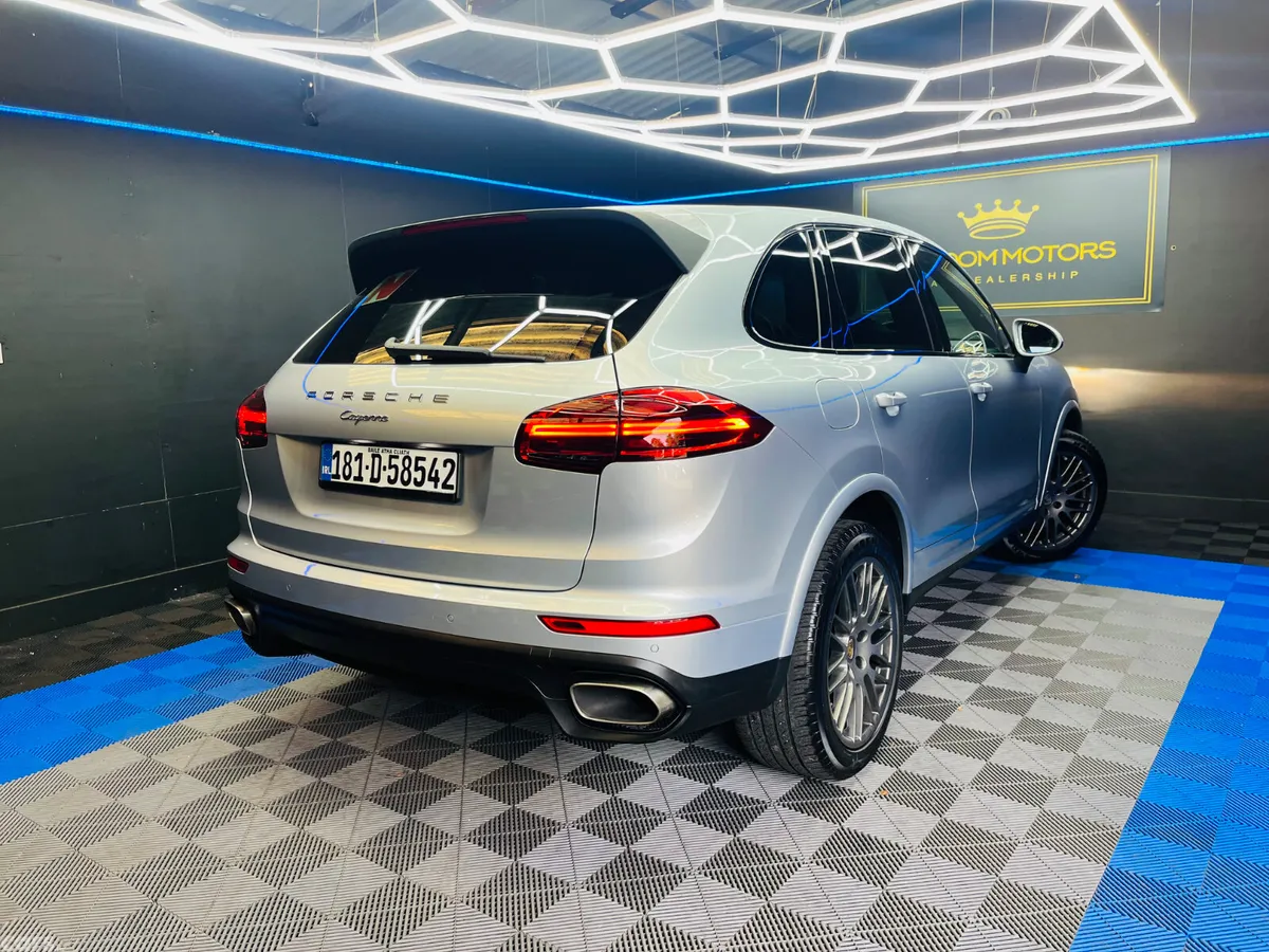 Porsche Cayenne SUV, Diesel, 2018, Silver