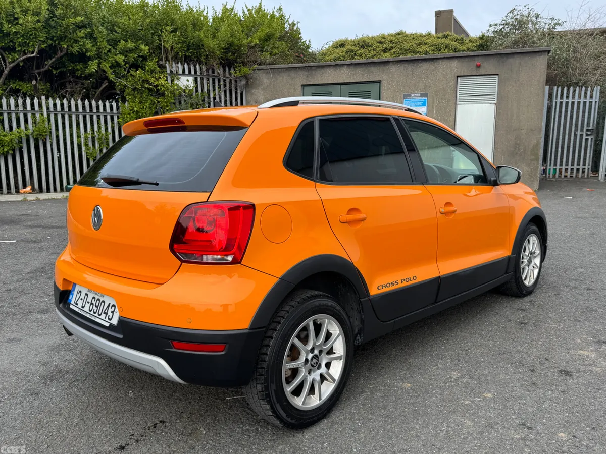 Volkswagen Polo Hatchback, Petrol, 2012, Orange