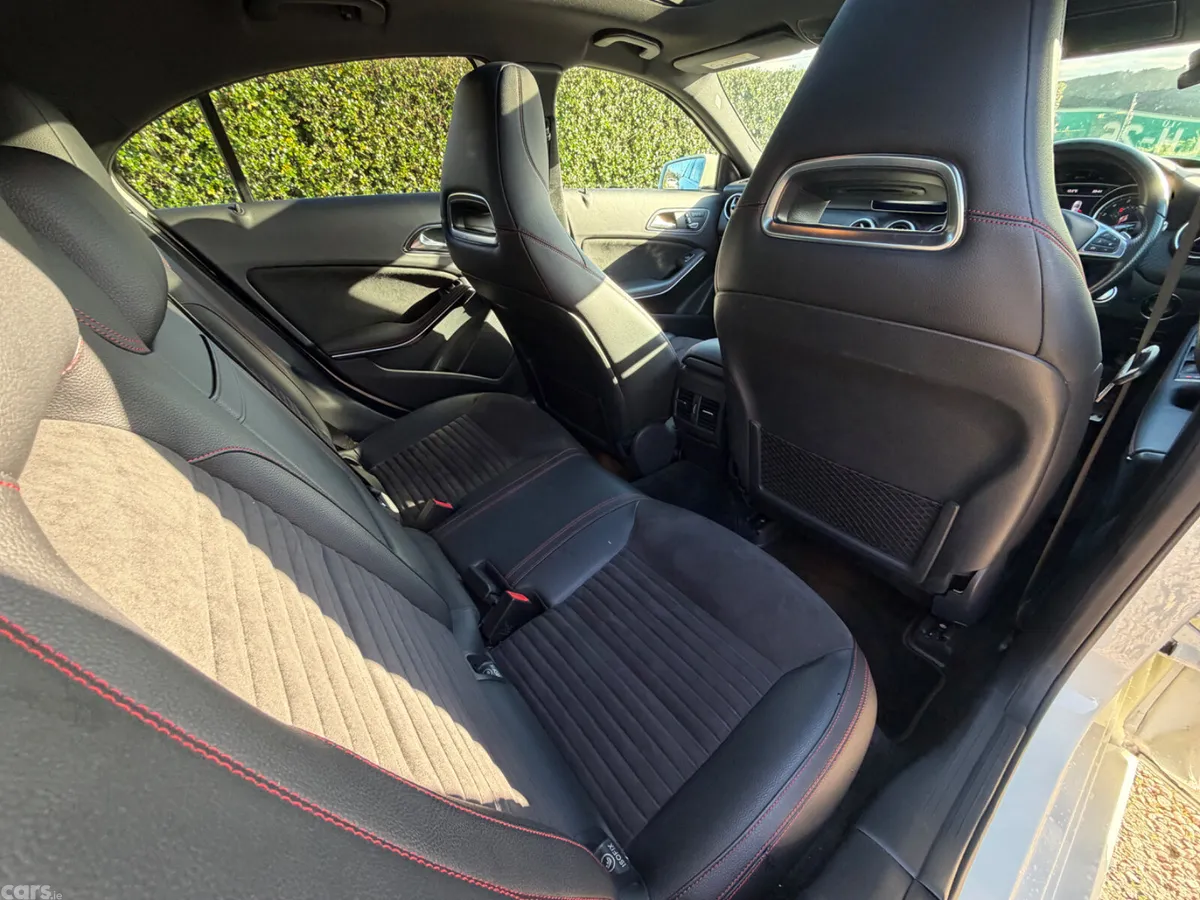 Mercedes-Benz A-Class Hatchback, Petrol, 2017, White