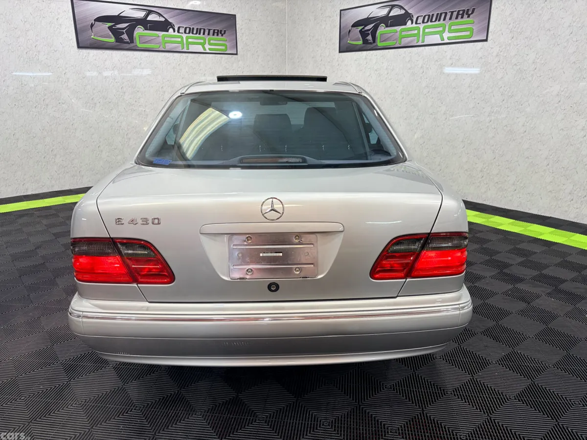 Mercedes-Benz E-Class Saloon, Petrol, 2001, Silver