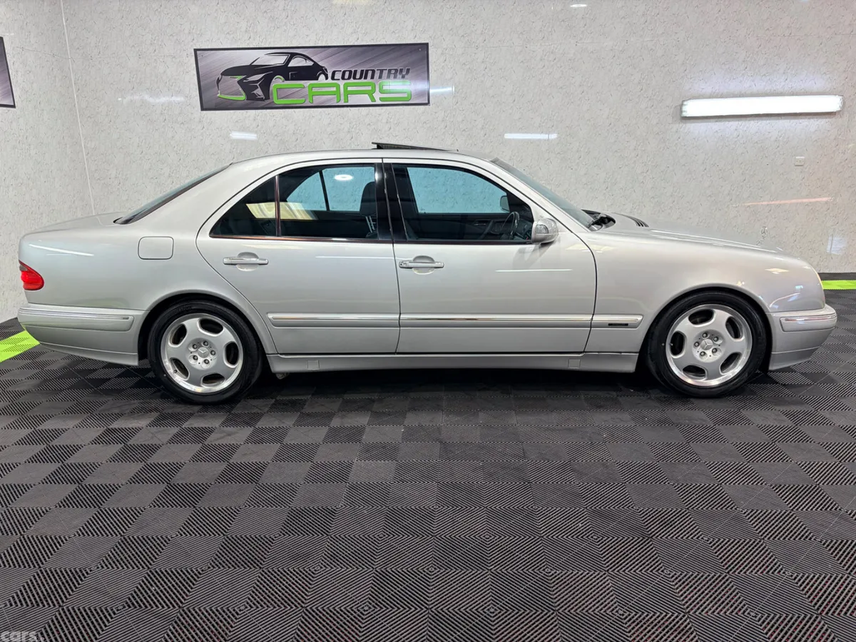 Mercedes-Benz E-Class Saloon, Petrol, 2001, Silver