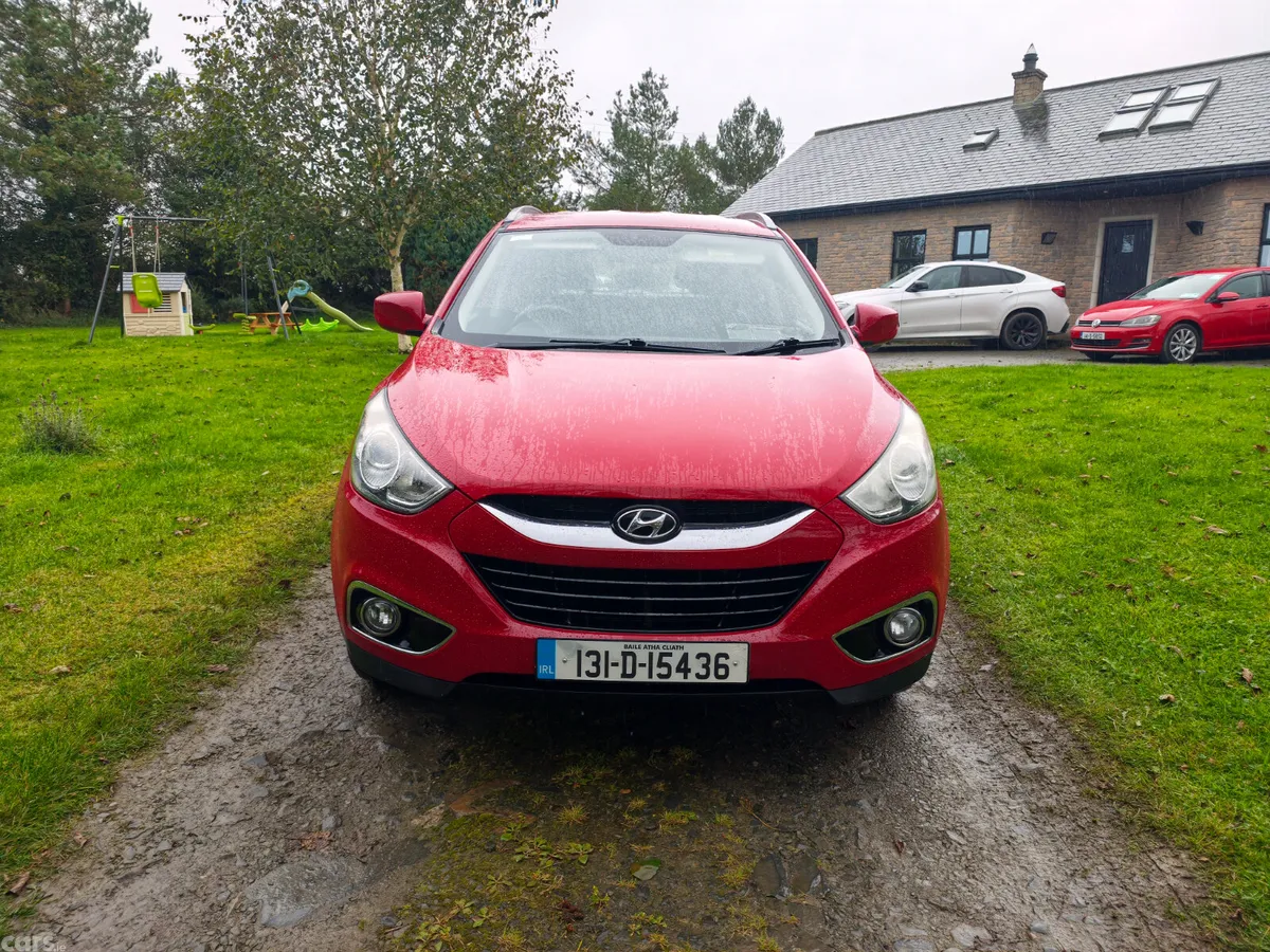 Hyundai ix35 SUV, Diesel, 2013, Red