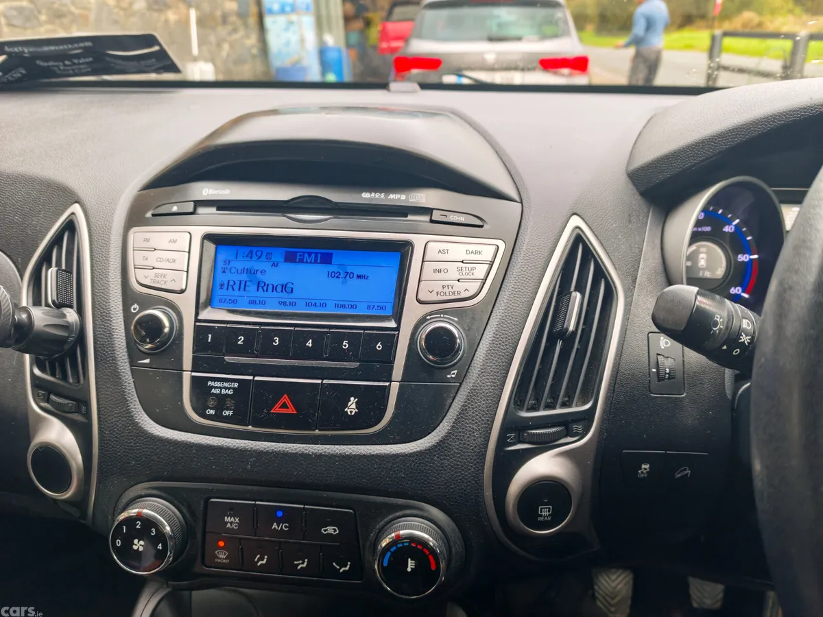 Hyundai ix35 SUV, Diesel, 2013, Red
