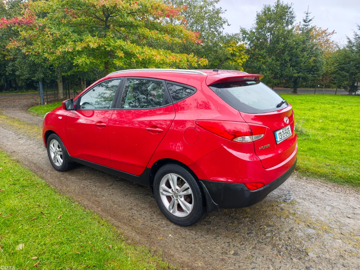 Hyundai ix35 SUV, Diesel, 2013, Red