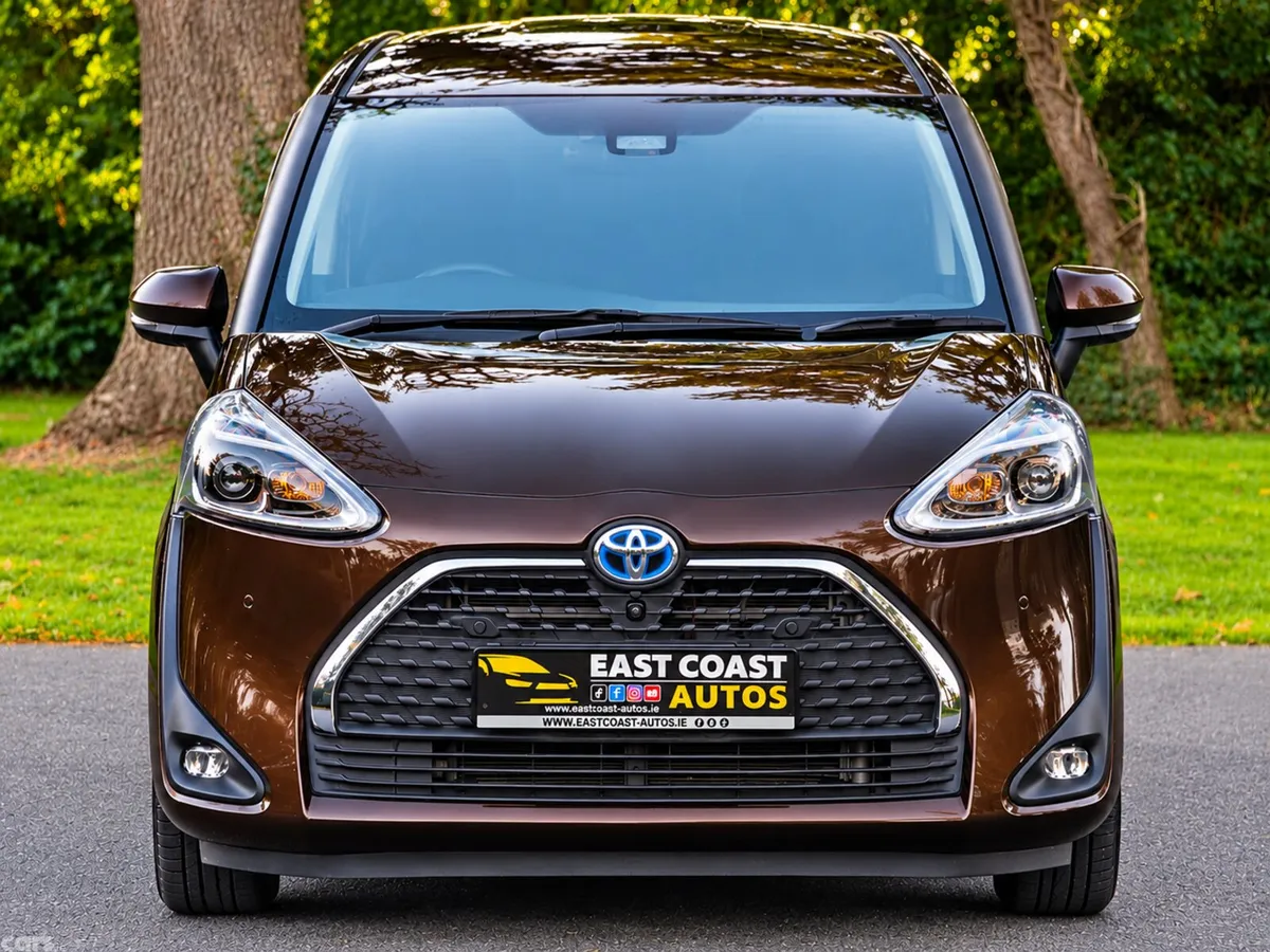 Toyota Sienta MPV, Petrol Hybrid, 2019, Brown