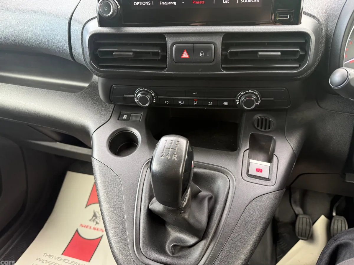 Citroen Berlingo MPV, Diesel, 2019, White