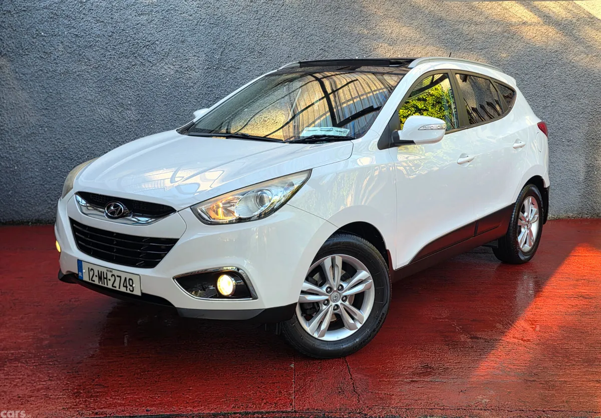 Hyundai ix35 SUV, Diesel, 2012, White