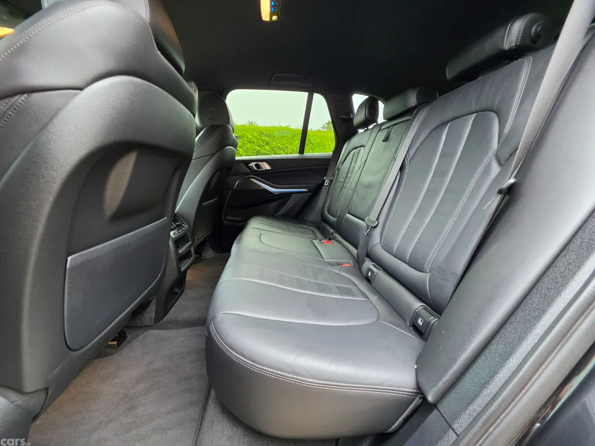 BMW X5 SUV, Petrol Hybrid, 2021, Black